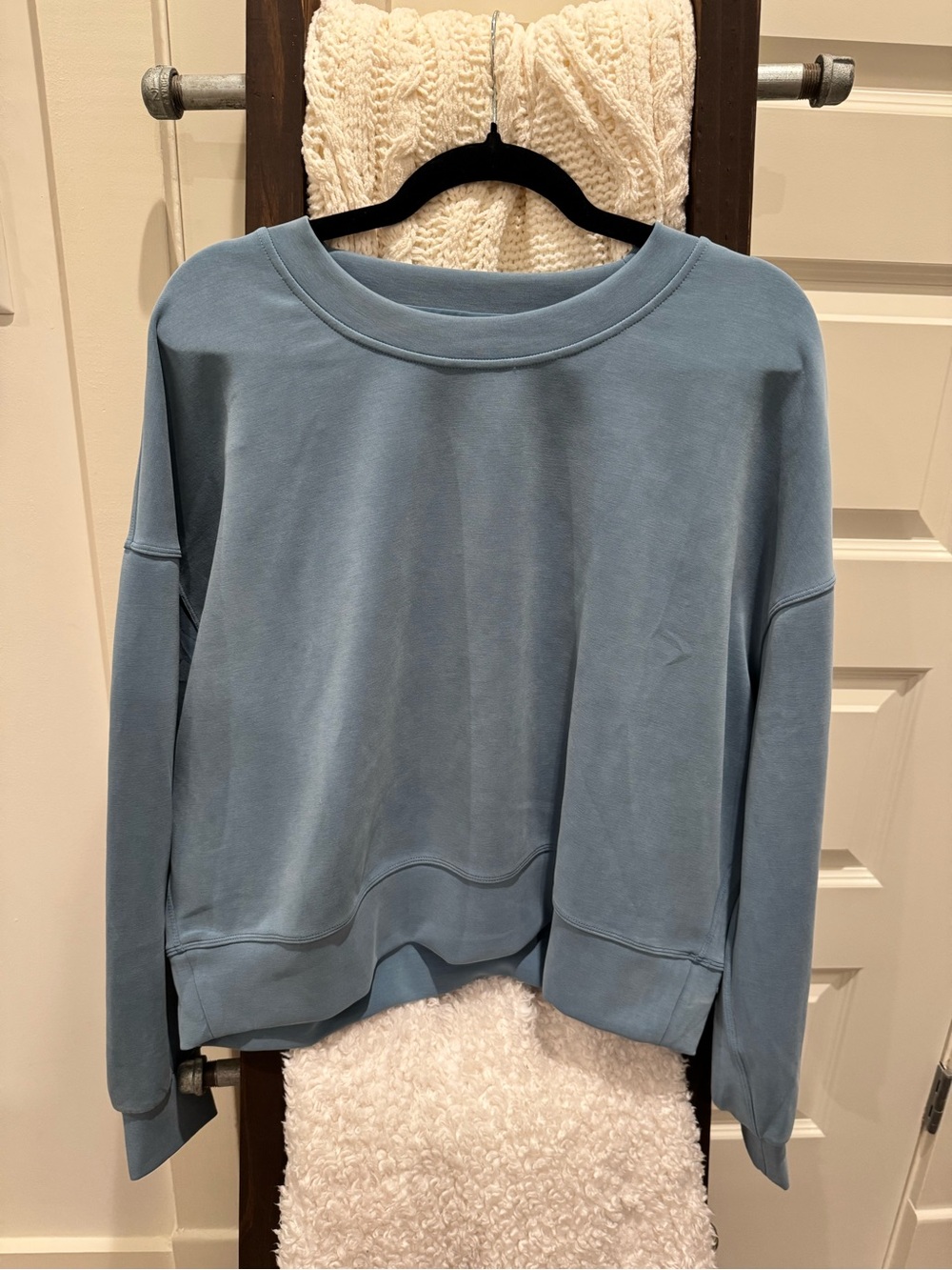 lululemon athletica Women's Relaxed Crew Sweatshirt - Dusty Blue